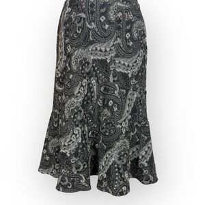 Harold's VTG Skirt Size 8 Black Fully Lined Embroidered‎ Paisley Tulip
